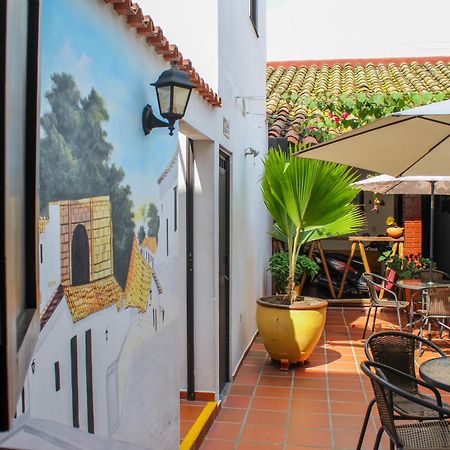 Hotel Colonial San Felipe Giron Exterior photo