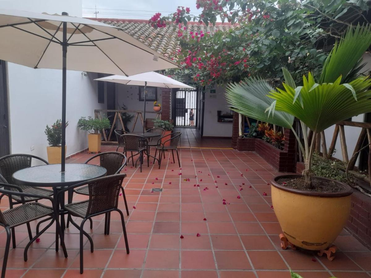 Hotel Colonial San Felipe Giron Exterior photo